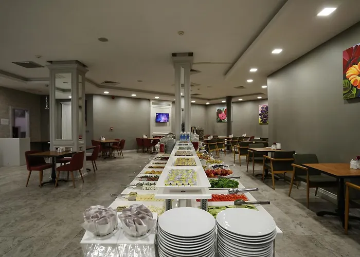 Enerji Hotel 3*