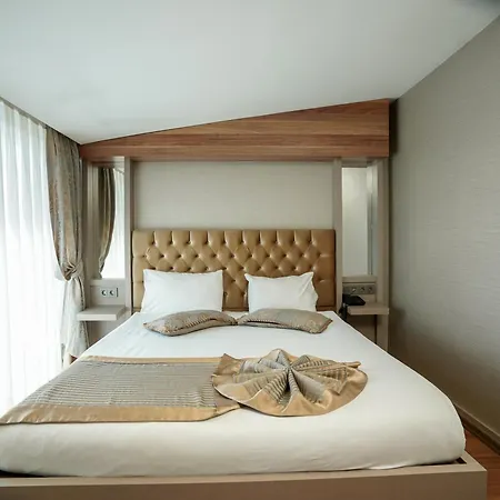 Enerji Hotel