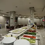 艾纳吉澳特尔酒店